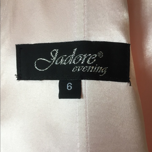 Beautiful Prom/Grad Dress Worn Once - Picture 7 of 10